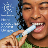 NIVEA Cuidado Labial de Suavidad, Bálsamo Labial con Protector Sola...