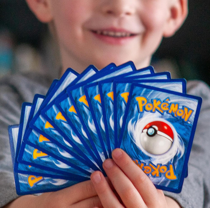 Pokémon TCG: 3 paquetes de refuerzo y 1 lámina aleatoria | Incluye...