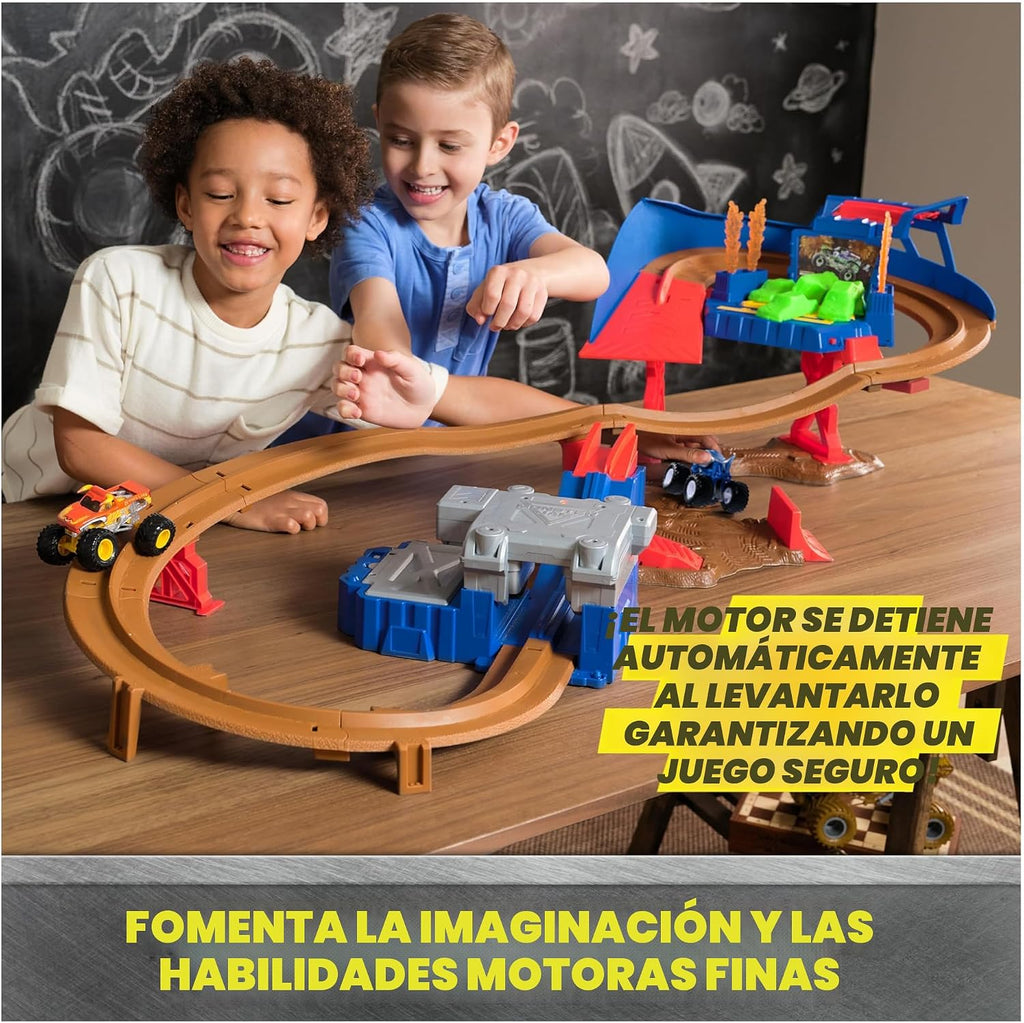 Monster Jam Supercharge Speedway Juego de Camiones Monster, Escala 1:64