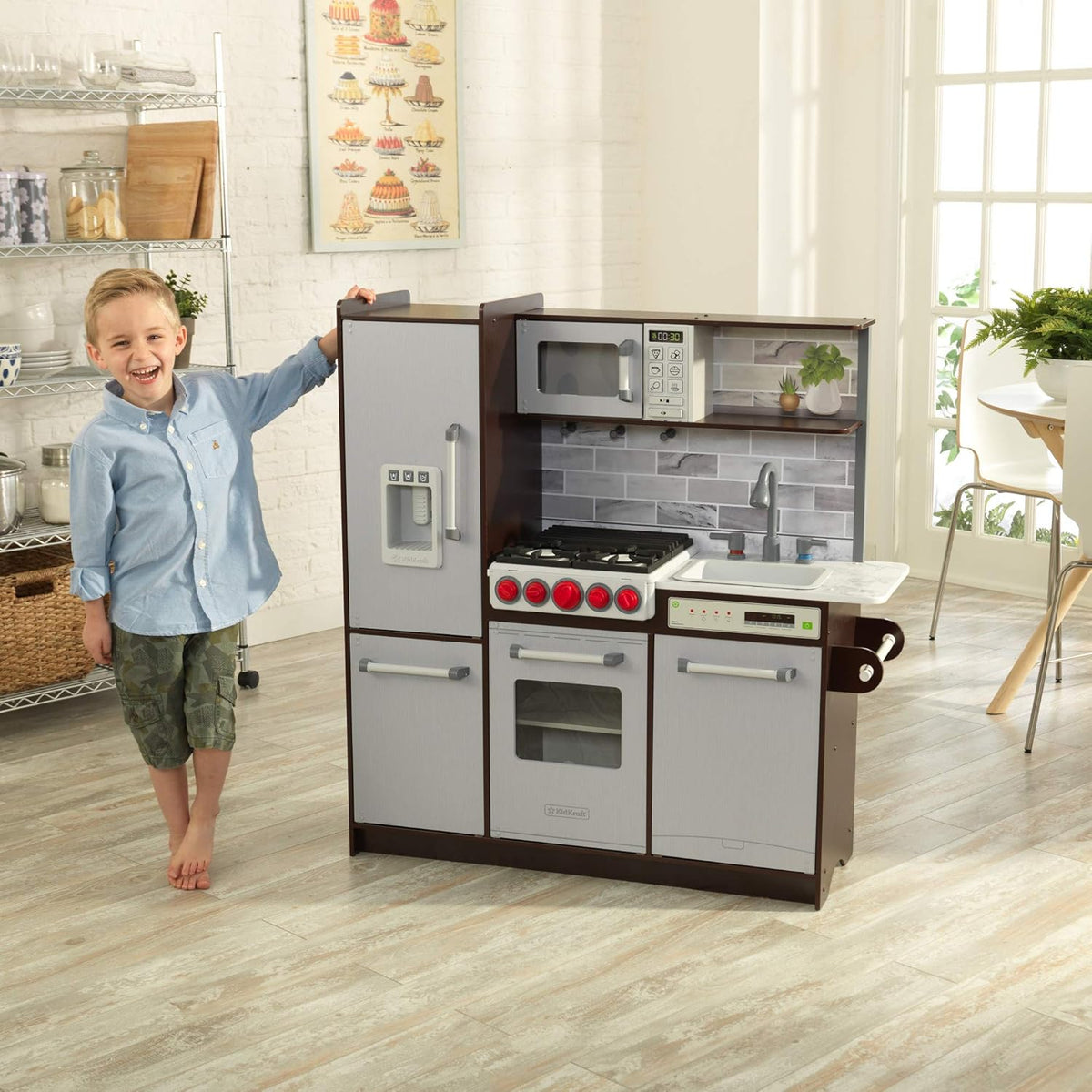 KidKraft Uptown Elite Espresso Play Kitchen con EZ Kraft Assembly™, luces y sonidos, máquina de hielo de trabajo y botones de clic y giro, regalo para mayores de 3 años