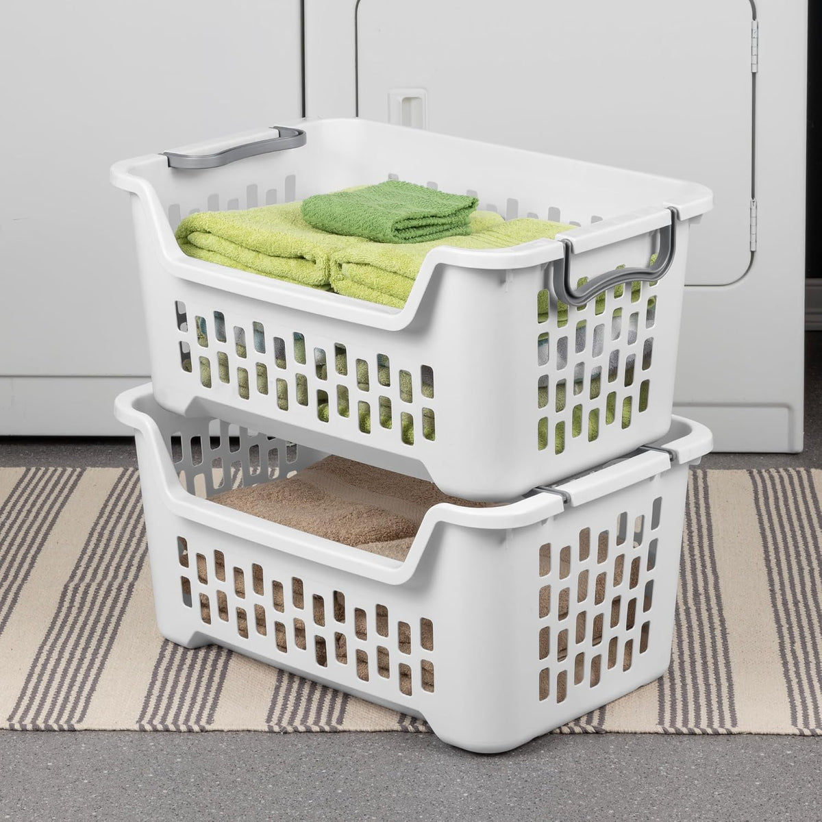 Sterilite Cesta apilable para ropa sucia, cesta de ropa de plástico