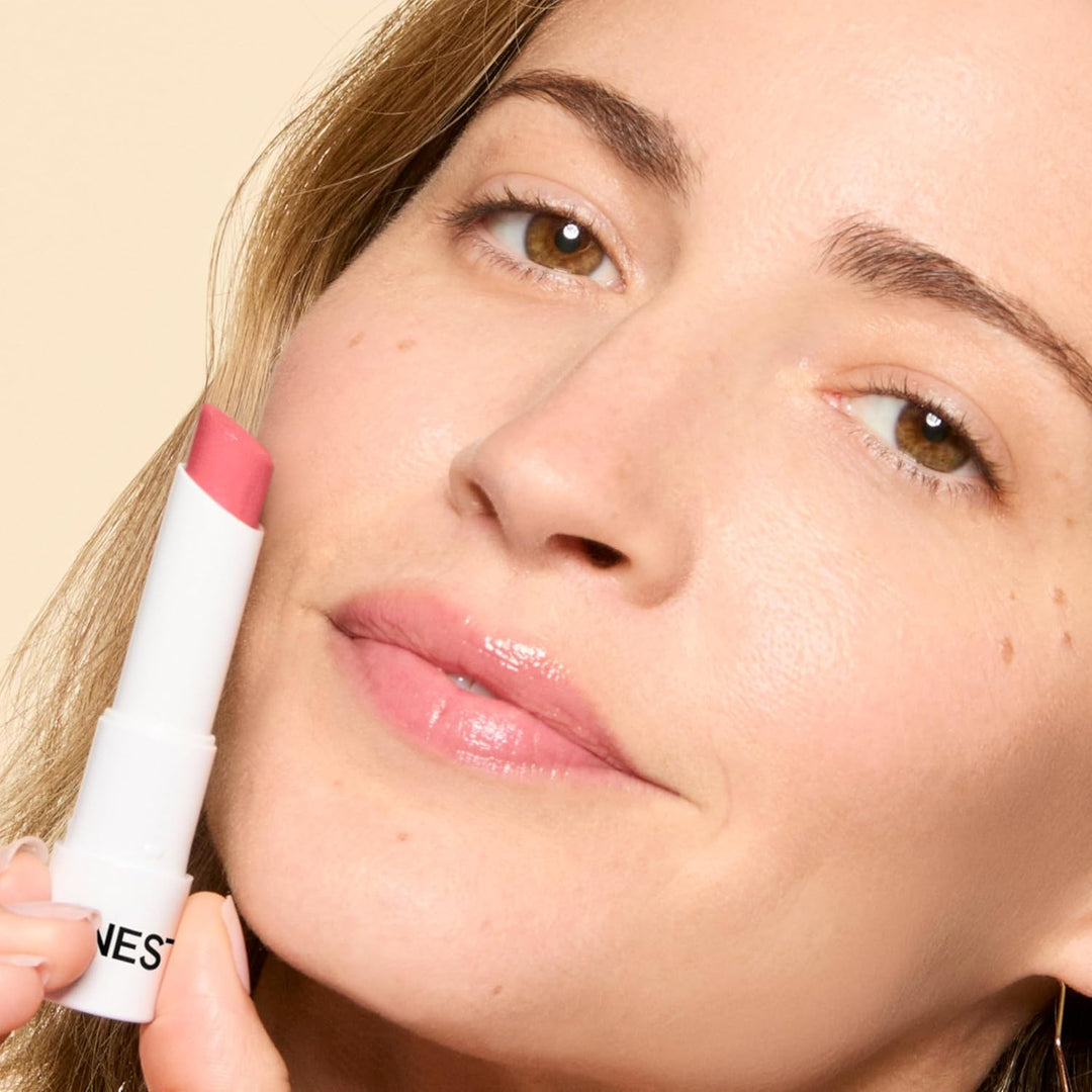 Honest Beauty Bálsamo labial hidratante vegano con color | Extracto...