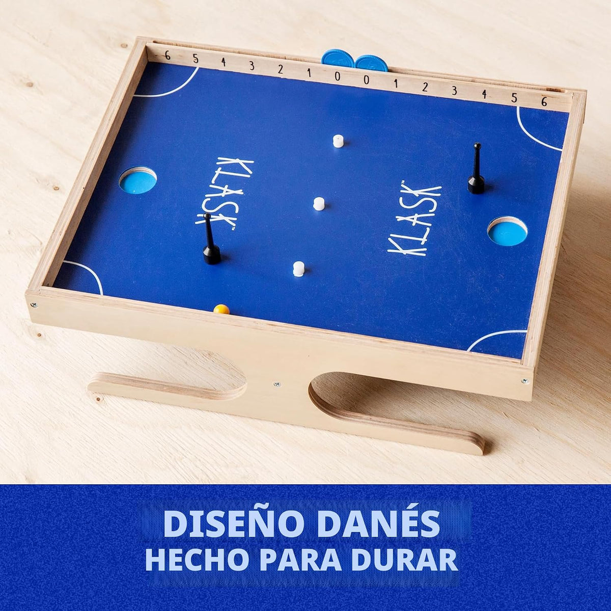 KLASK: El Juego Magnético Premiado de Habilidad para Fiestas - para Niños y Adultos de Todas las Edades Que Es Mitad Fútbol, Mitad Hockey sobre Hielo