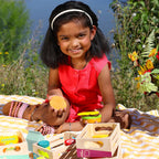 B. toys Comida de madera para jugar, Little Foodie Groups, juego de 24