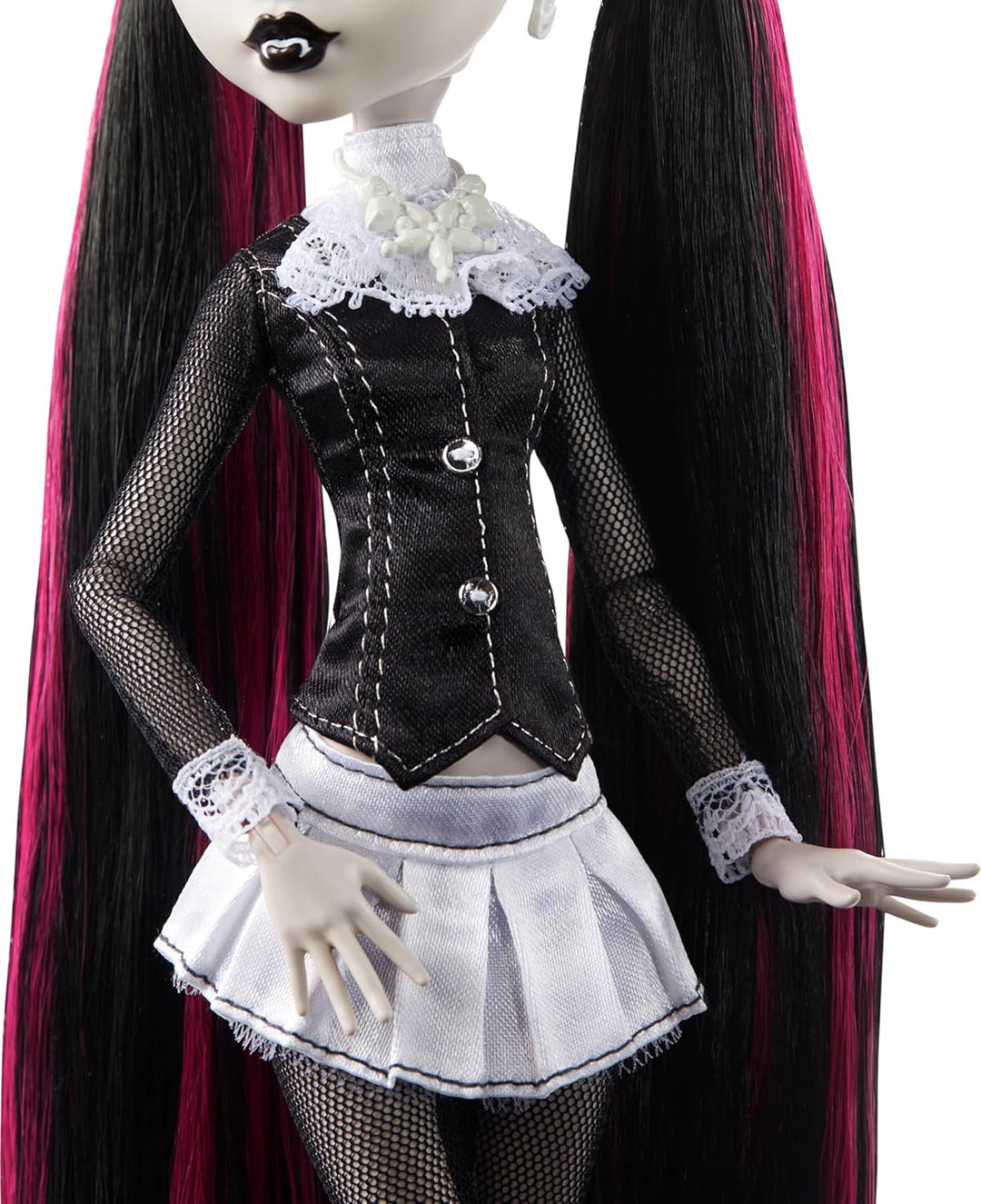 Monster High Reel Drama Muñeca, Draculaura en blanco y negro, repro...