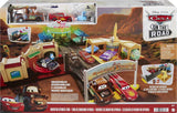 Mattel Disney y Pixar Cars On The Road Playset con 2