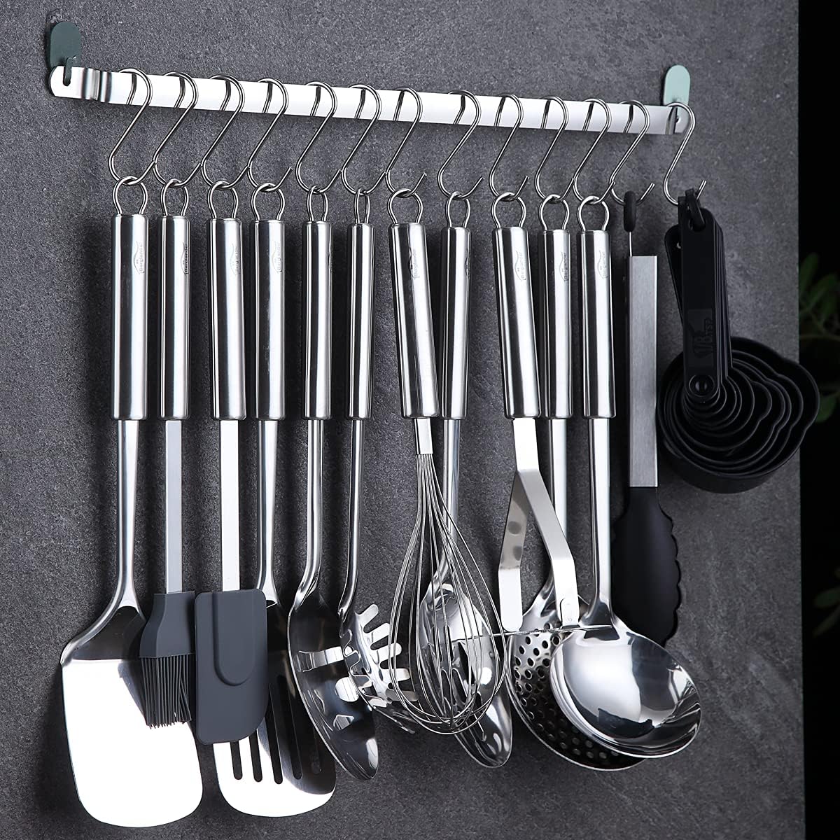 Berglander Juego de utensilios de cocina de 38 piezas, juego de utensilios de cocina de acero inoxidable, utensilios de cocina, juego de herramientas de cocina con soporte para utensilios y ganchos