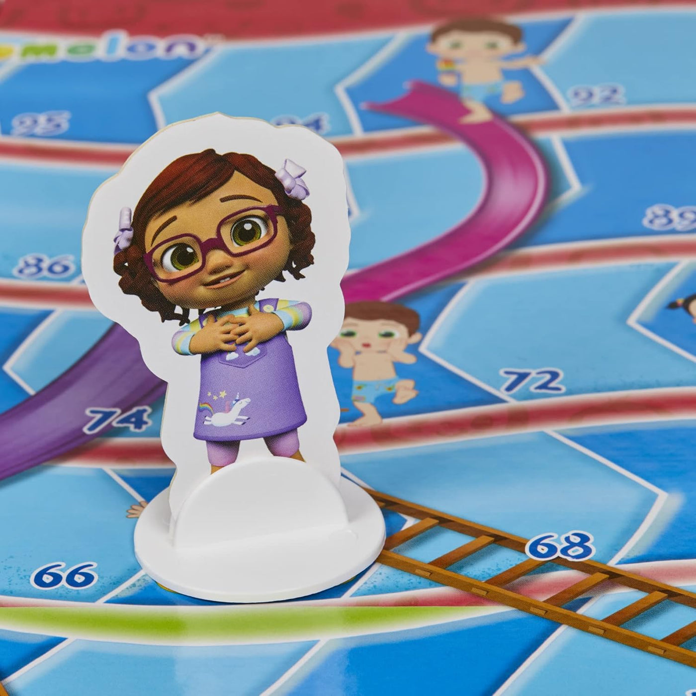 Hasbro Gaming Chutes and Ladders CoComelon Juego de mesa