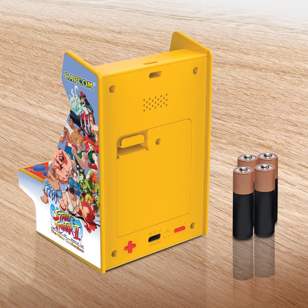 My Arcade Super Street Fighter II Nano Player Pro: 2 Games in 1, 4....