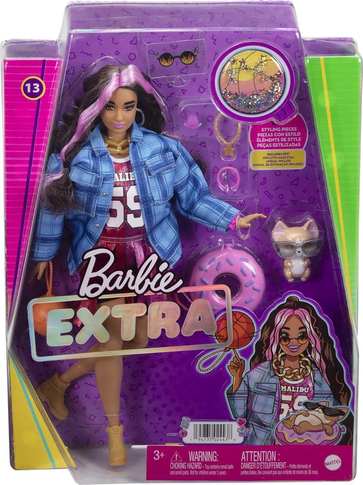 Muñeca Barbie Extra y accesorios con pelo rosa engarzado y rizado e...