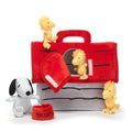 Lambs & Ivy Classic Snoopy Plush Casita de Perro de Peluche con 5 Animales de Peluche