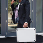 Alpine Swiss Maletín de aluminio ejecutivo maletín acolchado para portátil para hombres Funda de carcasa rígida Attache con cerradura combo Maletín de negocios