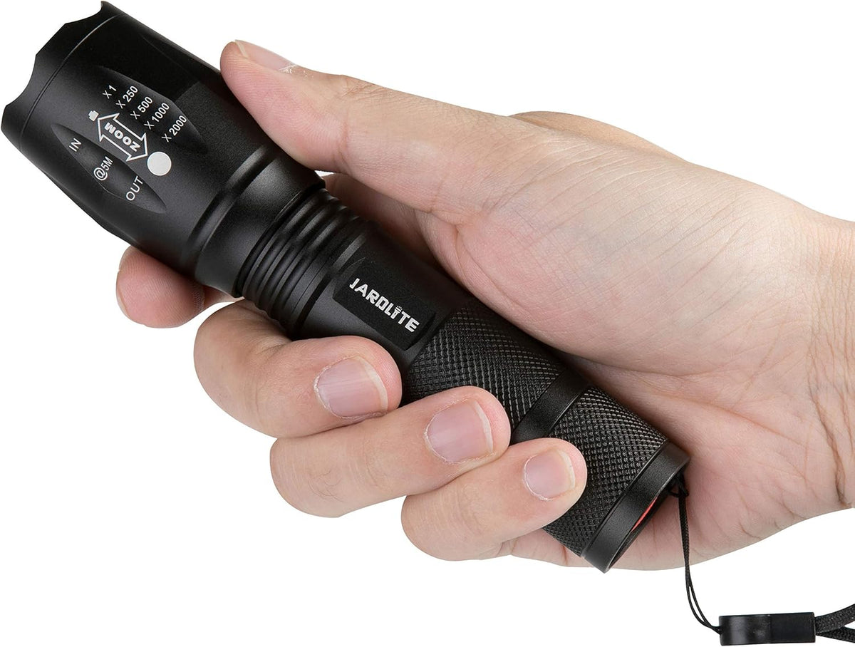 JARDLITE Linterna LED de mano de emergencia, 4 unidades, enfoque ajustable, resistente al agua con 5 modos, la mejor linterna táctica para huracanes, camping, paseo del perro