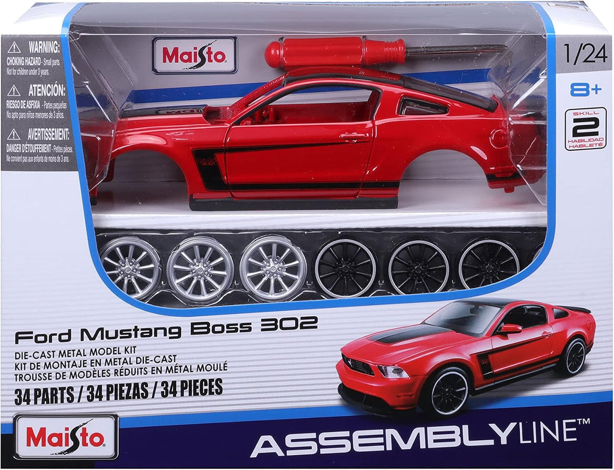 Maisto Línea de montaje a escala 1:24 2012 Ford Mustang Boss 302 Kit de modelo fundido a presión (los colores pueden variar)