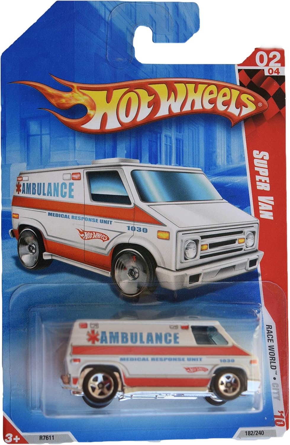 Hot Wheels 2010 Race World Super Van Ambulance Escala 164