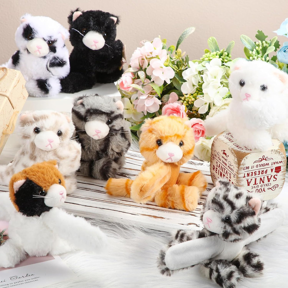 Liliful Paquete de 8 pulseras de peluche para niños, gatitos