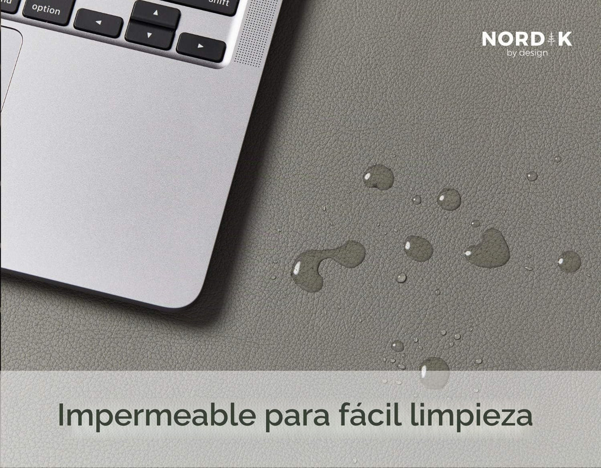 Nordik - Alfombrilla de Escritorio de Cuero con Organizador de Cables - Gris Alaska 35 X 17 pulgadas - Alfombrilla de Ratón Extendida Premium para Accesorios de Oficina en Casa - Protector de