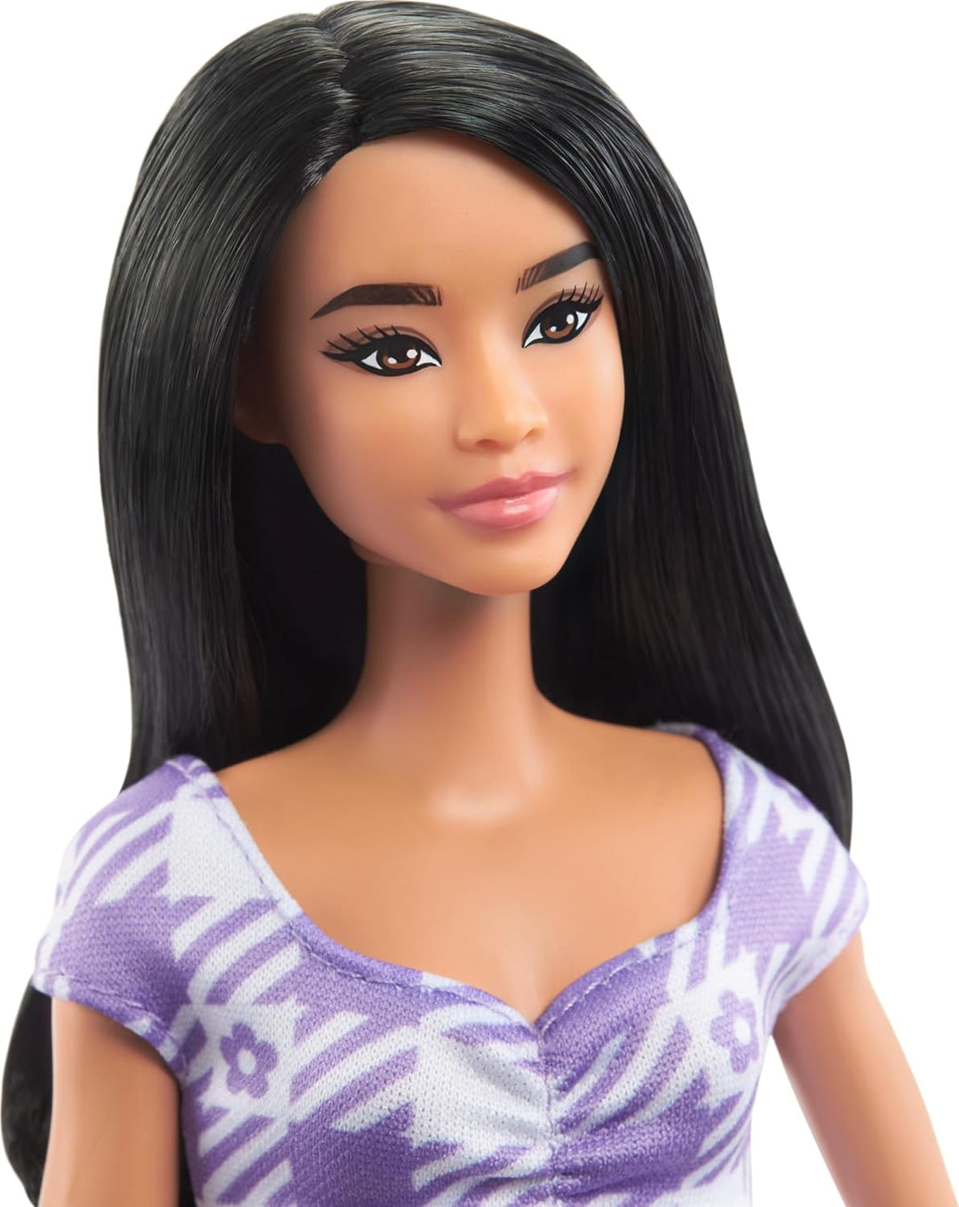 Muñeca Barbie Fashionistas #199, con curvas y alta con cabello negr...