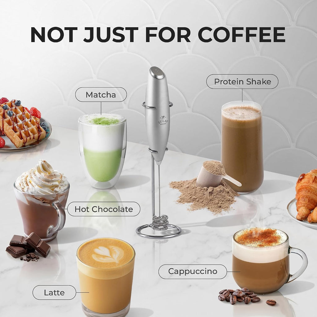 Zulay Kitchen Potente varita espumadora de leche con baterías Duracell - Mezclador de bebidas portátil ultrarrápido - Máquina de espuma eléctrica para café, lattes, capuchino y matcha, batidor triple