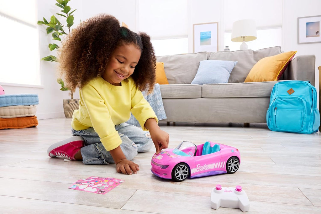 Hot Wheels Barbie RC - Coche de juguete con control remoto, color rosa convertible