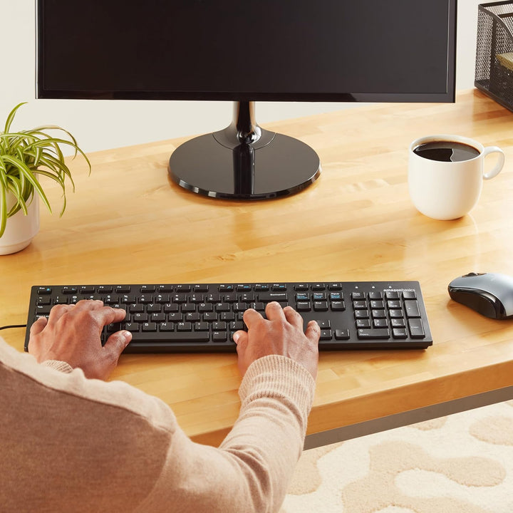 Amazon Basics Teclado QWERTY con cable tamaño completo negro