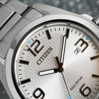 Reloj Citizen para hombre Eco-Drive Weekender Garrison Field en acero inoxidable