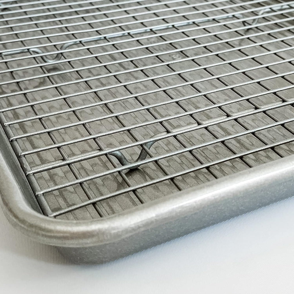 Utensilio para horno lámina cuadrante USA Pan, lámina para hornear y juego de rejilla para enfriamiento antiadherente, metálico , juego rejilla/media bandeja, Metal