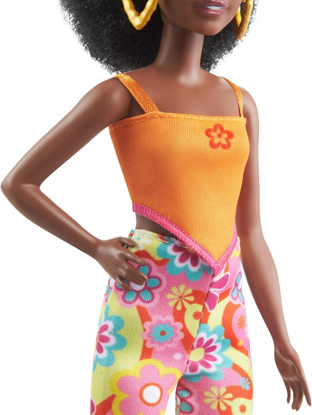 Muñeca Barbie Fashionistas #198, pequeña con cabello rizado negro,...