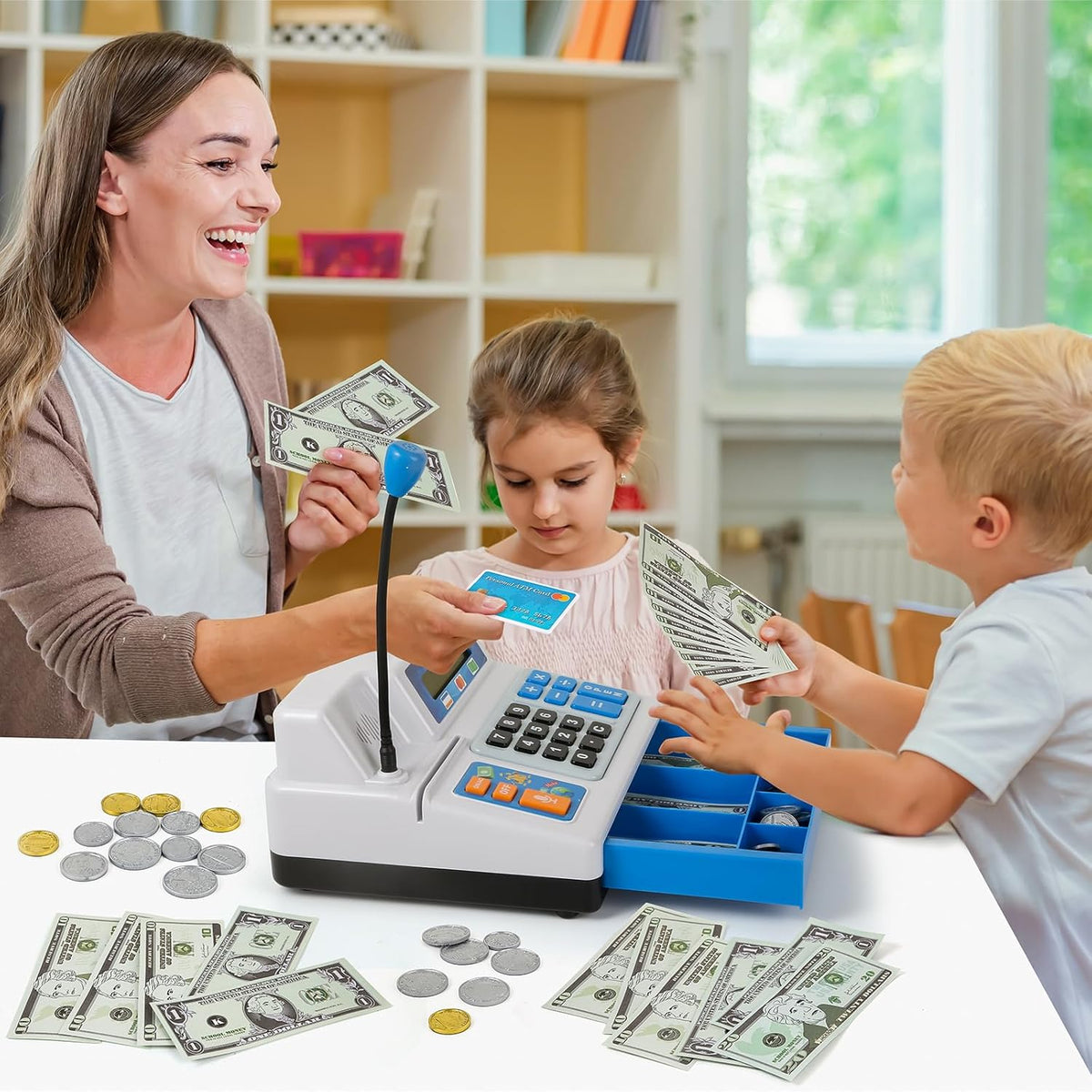 Bstoyder Calculadora de caja registradora de juguete de regalo para niños de 3, 4, 5, 6, 7, 8 años en adelante, 103 piezas de comestibles con micrófono, tarjeta de crédito, caja registradora para niños pequeños de 4 a 8 años