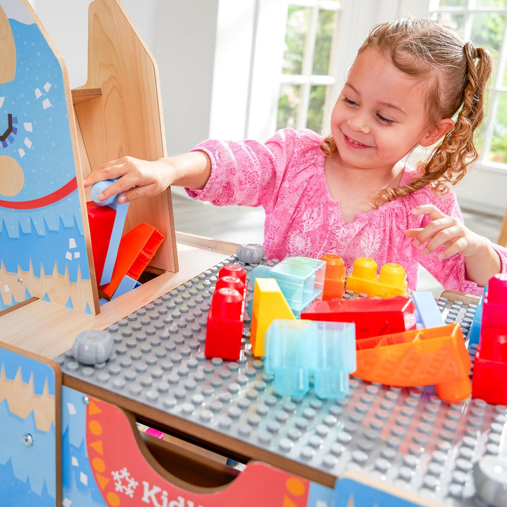 KidKraft Mesa de ladrillos de construcción con piñata de llama