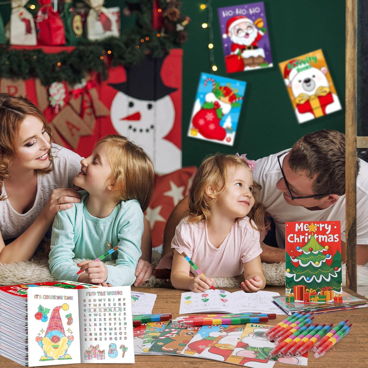 BenLouis 24 mini libros de actividades de Navidad con 24 lápices de colores para niños de 4 a 8 a 16 años, recuerdos de fiesta de Navidad a granel, diferentes juegos cerebrales para el aula, viajes