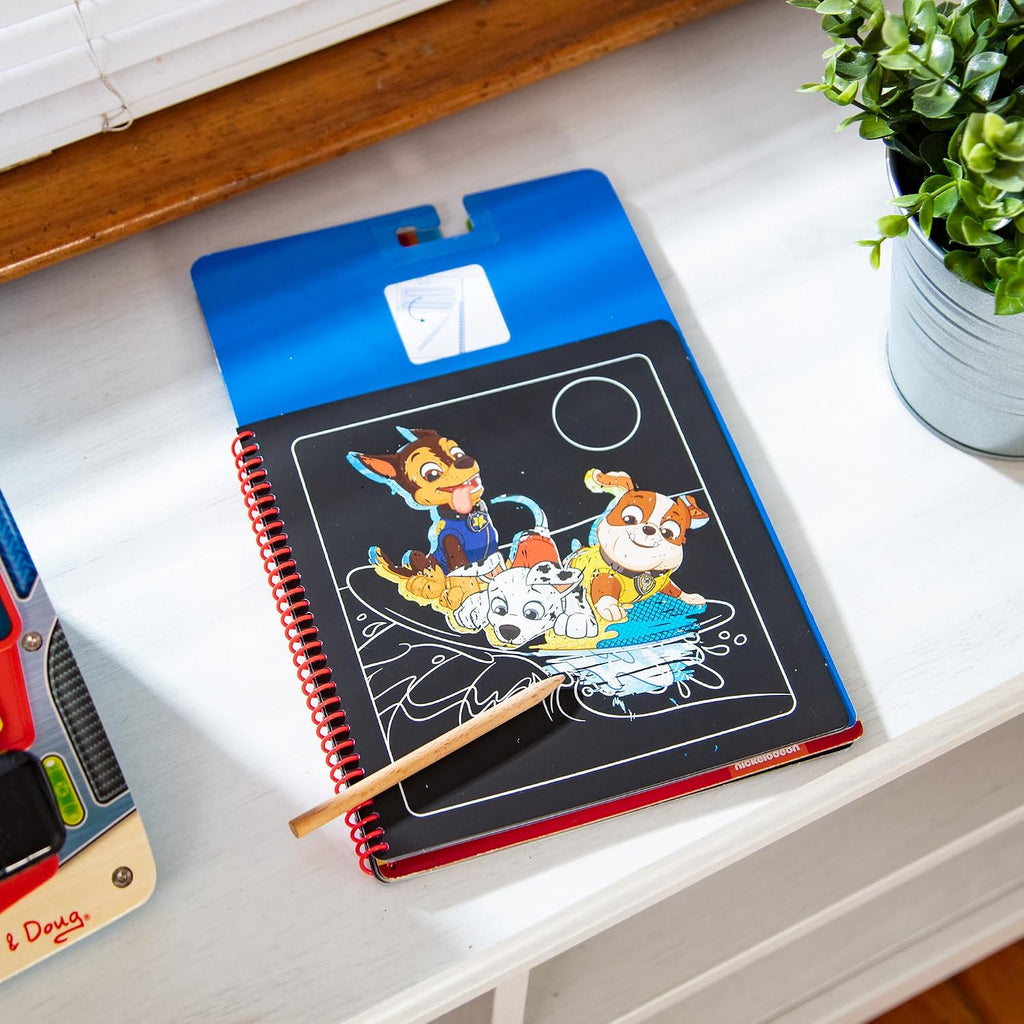 Melissa & Doug PAW Patrol Scratch Art - Paquete de 3 almohadillas de actividades de viaje Chase, Skye, Marshall Color Reveal