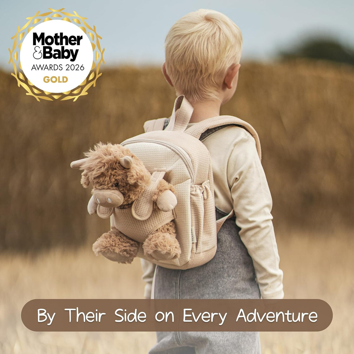 Moonkie Hug & Go Highland Cow - Mochila para niños pequeños – Bolsa de felpa suave con juguete para llevar para niños y niñas de 2 a 4 años | Ideal para guardería, viajes y regalos de cumpleaños para niños de 3 años