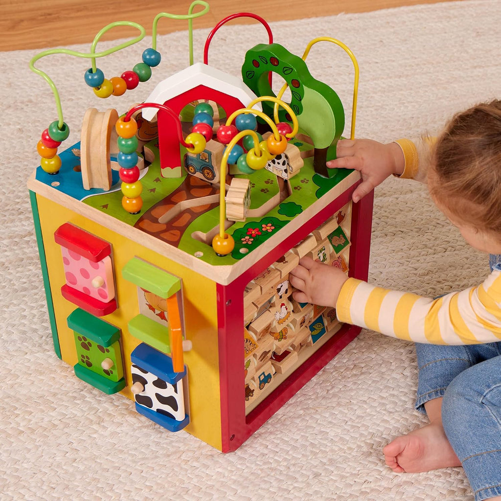 Battat Wooden Activity Cube - 5-Sided Play Center con Bead Maze, Doors