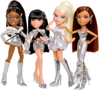 Bratz Charmz Sasha Muñeca de moda con pulsera de encantos