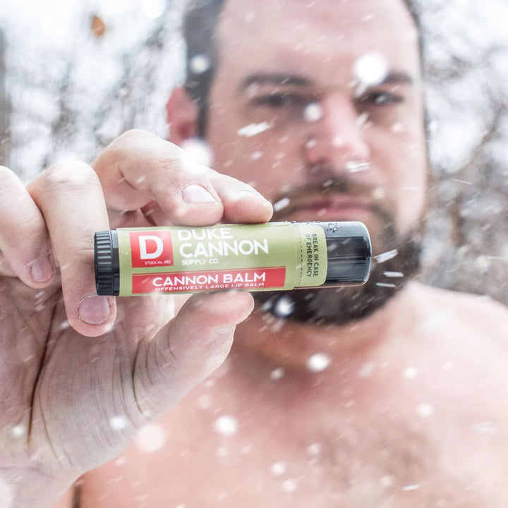 Duke Cannon Balm Bálsamo labial táctico paquete de 3 con SPF 15, 0....