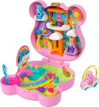 Polly Pocket x Care Bears Muñecas y Set de Juego con Auto de Juguete y Accesorios Temáticos, Juguete de Viaje, Compacto de Colaboración
