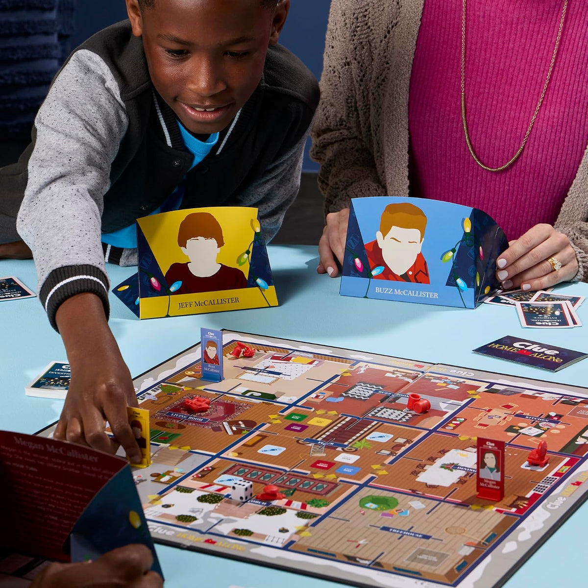 Hasbro Gaming CLUE Solo en casa