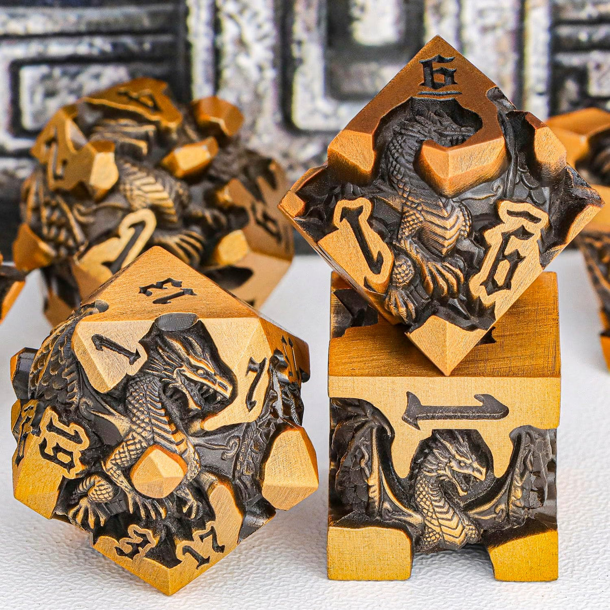 Juego de dados DND de dragones 3D con caja de regalo, dados D y D de metal para uso con juego de rol D&D, juego de dados poliédricos de mazmorras D20 D12 D10 D8 D6 D4 (oro antiguo)