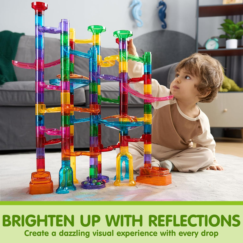 JOYIN 137 piezas de bloques de construcción con 15 canicas de plástico que brillan en la oscuridad, regalos de juguete STEM para niños y niñas, regalos de cumpleaños, rellenos de cesta de Pascua
