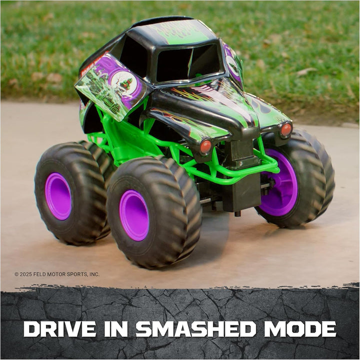 Monster Jam, Vehículo oficial de Smash &amp; Bash Grave Digger con...