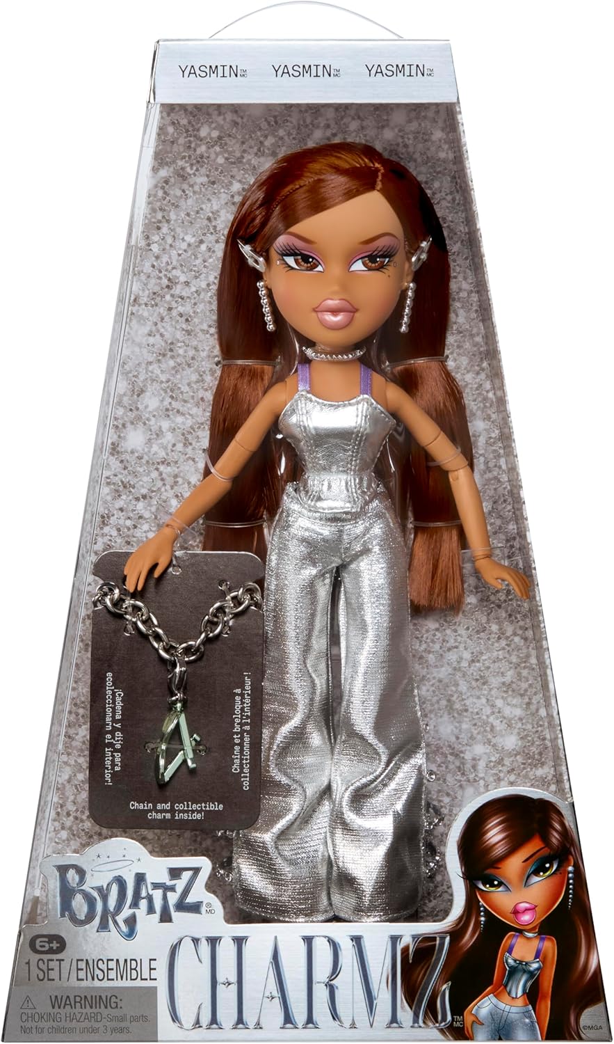 Bratz Charmz Yasmin Muñeca de moda con pulsera de encanto