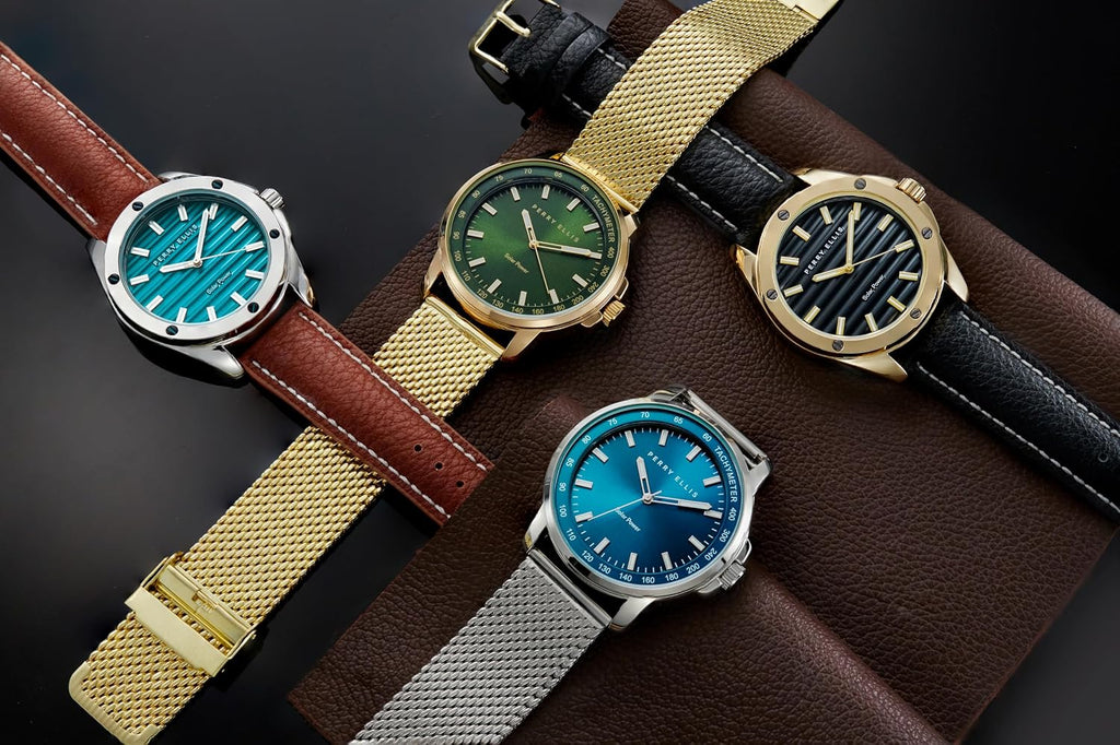 Perry Ellis Reloj para hombre con energía solar | Correa de malla de acero | Relojes de pulsera analógicos resistentes al agua para hombre | Caja de 43mm | Bisel de tacómetro de aluminio | Elegante
