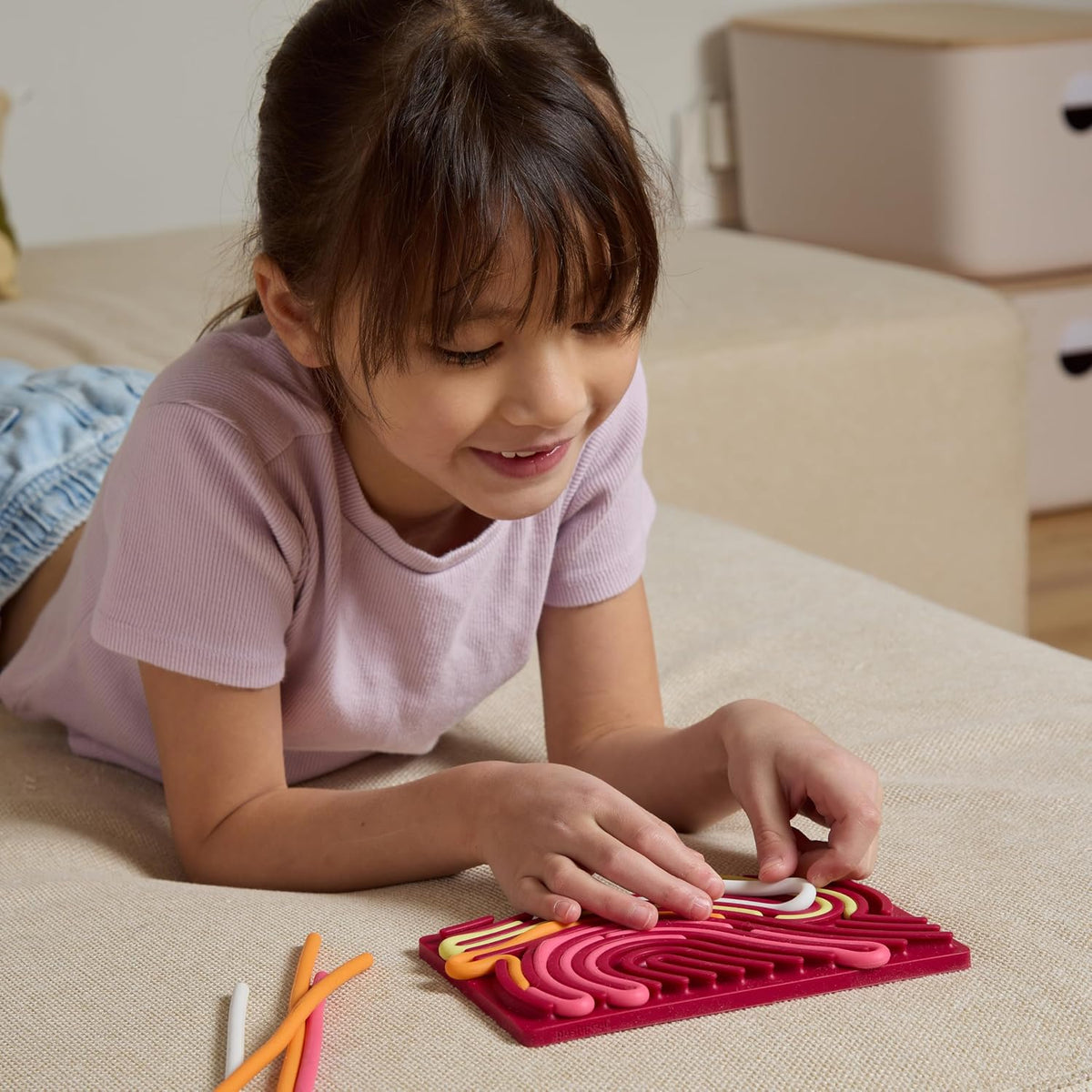 Tabla de Actividad Sensorial Pushpeel: Juguete de silicona para aliviar la ansiedad, estrés, TDAH y autismo | Silencioso, sin desorden | Niños de 3 años en adelante y adultos | Incluye bolsa de viaje