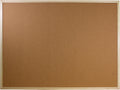 Flipside Products Tablero de anuncios de corcho grande de 36 x 48 pulgadas, marco de madera natural, tablero de mensajes y visión, pin de notas, colgante para montar en la pared