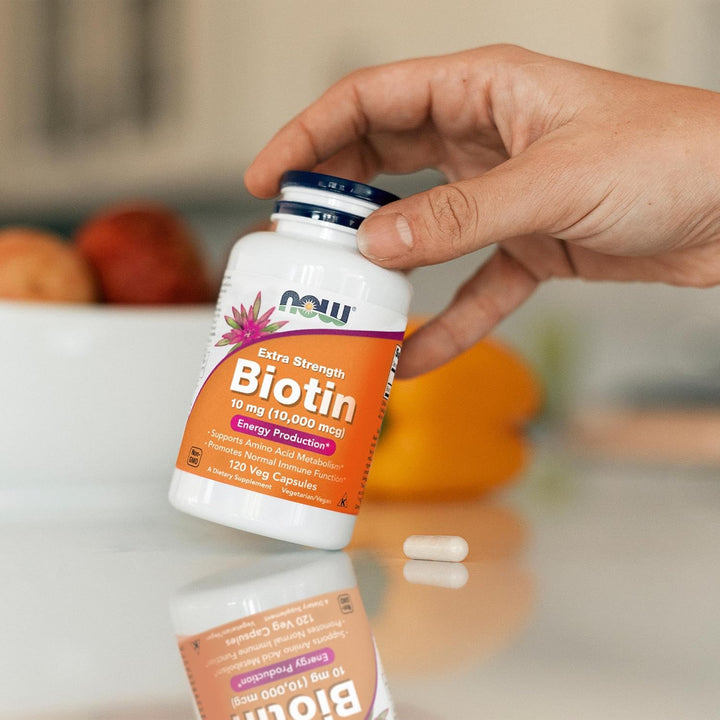 Suplemento energético de biotina (cápsulas veganas), de NOW Foods,...