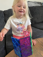 CreateOn Crayola Azulejos magnéticos, juego de construcción para niños, juguetes magnéticos para niños, juguetes de viaje, bloques de juguetes sensoriales para el aula, herramientas STEM y Montessori