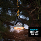 Lámpara Nite Ize Radiant Revolve - Linterna solar recargable y solar, luz solar de alta calidad para accesorios de camping y equipo de mochilero, diseño resistente a la intemperie con cuerpo giratorio de 360
