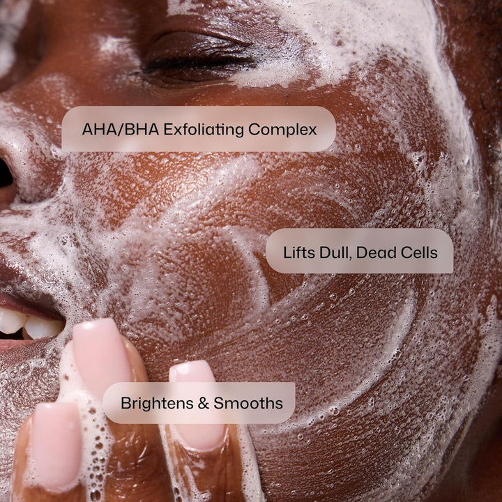 Revision Skincare Brightening Facial Wash, limpiador facial exfolia...
