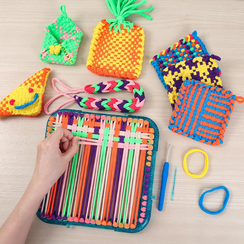 IQKidz Kit de telar de tejer, manualidades y manualidades para niños y adultos, regalo ideal para niñas de 5, 6, 7, 8 a 12 y 13 años, fácil actividad de tejer para principiantes, 224 bucles de manualidades